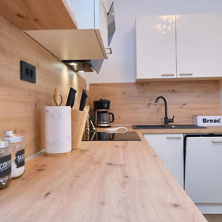 Fuer 4 Personen Ca- 80 M² In Split- Dalmatien - Gespanschaft Split-dalmatien By Interhome