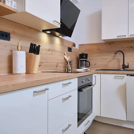 Fuer 4 Personen Ca- 80 M² In Split- Dalmatien - Gespanschaft Split-dalmatien By Interhome 아파트 *