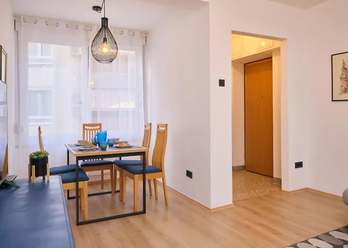 Apartment Fuer 4 Personen Ca- 80 M² In Split- Dalmatien - Gespanschaft Split-Dalmatien By Interhome * Split