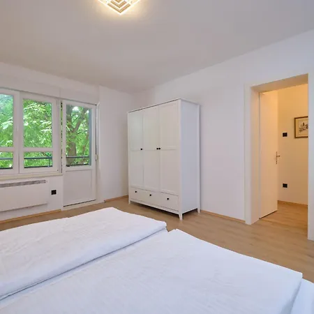 Fuer 4 Personen Ca- 80 M² In Split- Dalmatien - Gespanschaft Split-dalmatien By Interhome Spalato